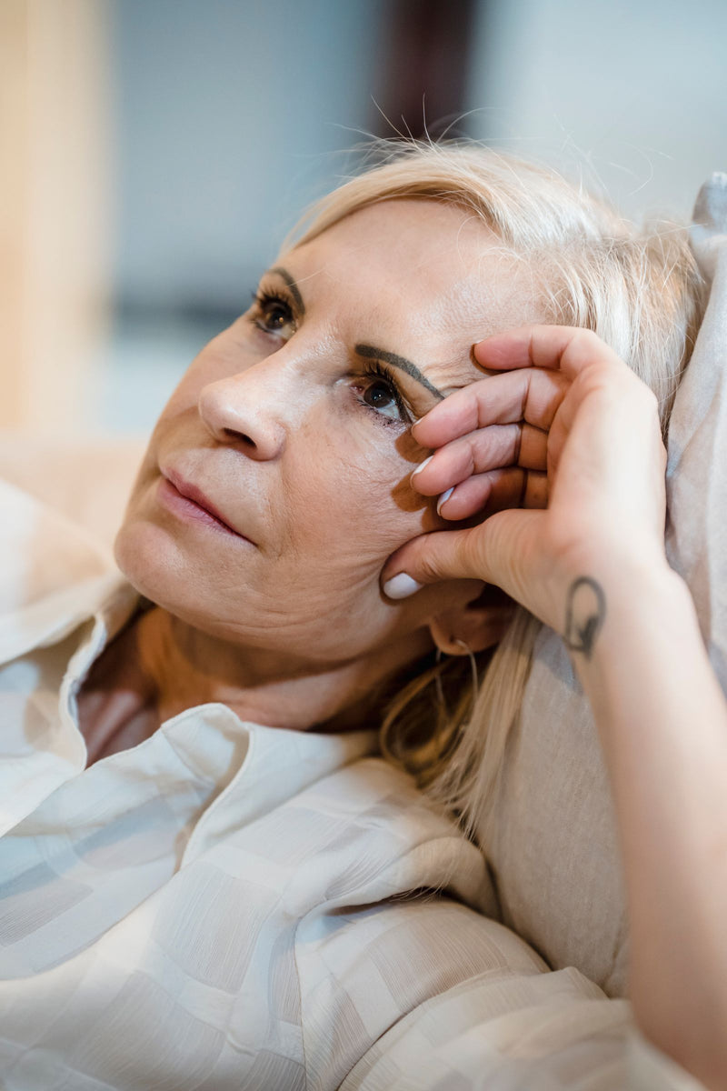 Does poor sleep make gut symptoms worse? What studies show